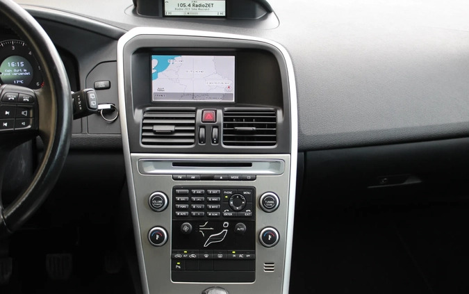 Volvo XC 60 cena 47900 przebieg: 179974, rok produkcji 2009 z Nowa Dęba małe 596